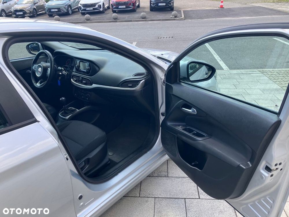 Fiat Tipo 1.4 T-Jet 16v Lounge EU6 - 17