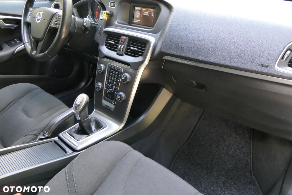 Volvo V40 - 18