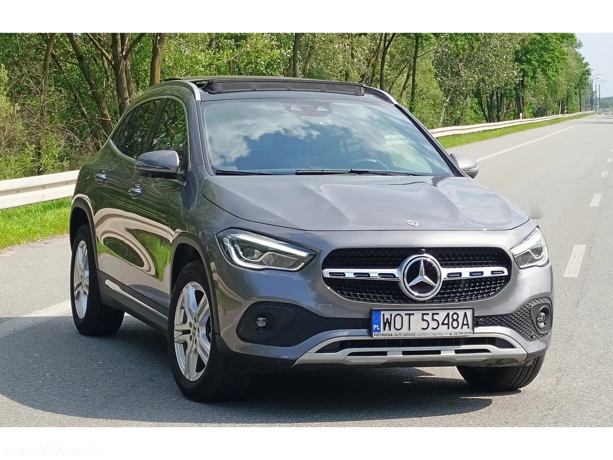 Mercedes-Benz GLA 250 4-Matic - 12