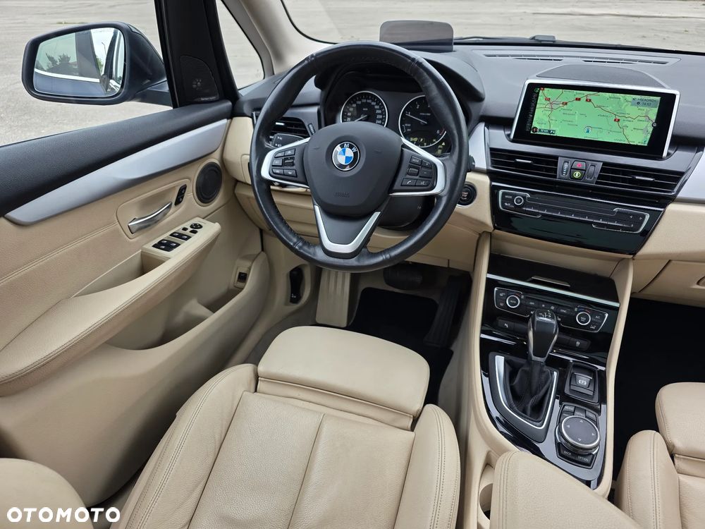 BMW Seria 2 220d Sport-Aut Sport Line - 32