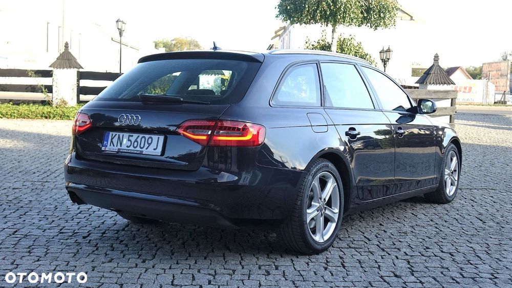 Audi A4 Avant - 13