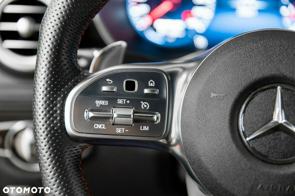 Mercedes-Benz GLC - 26