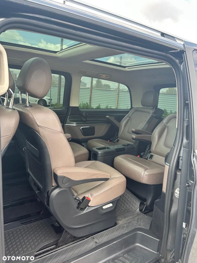 Mercedes-Benz Klasa V 300 d Exclusive 9G-Tronic (d³ugi) - 15