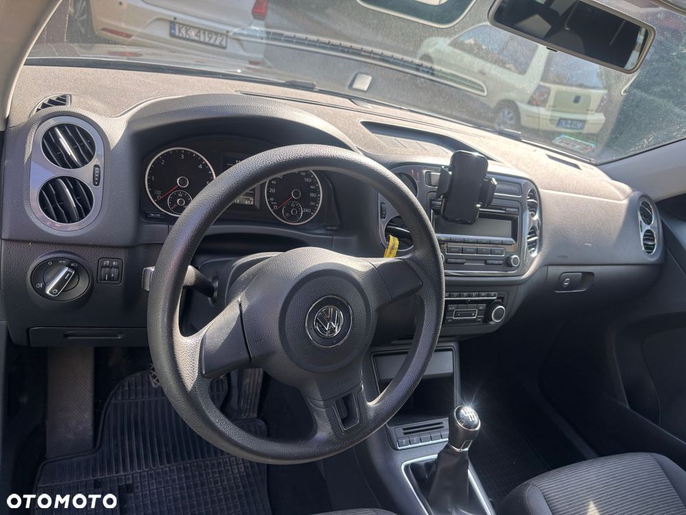 Volkswagen Tiguan - 16