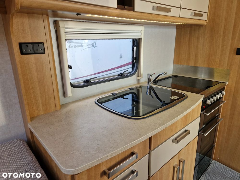 Coachman VIP - 10