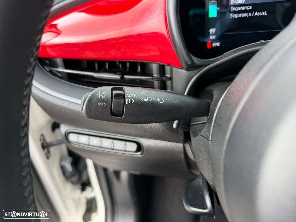 Fiat 500e C (RED) 2.0 - 20
