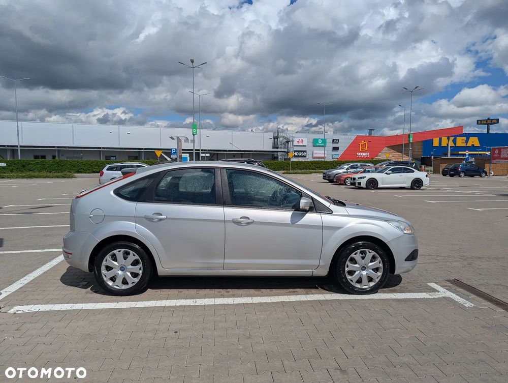 Ford Focus 1.6 TDCi Ambiente DPF - 2
