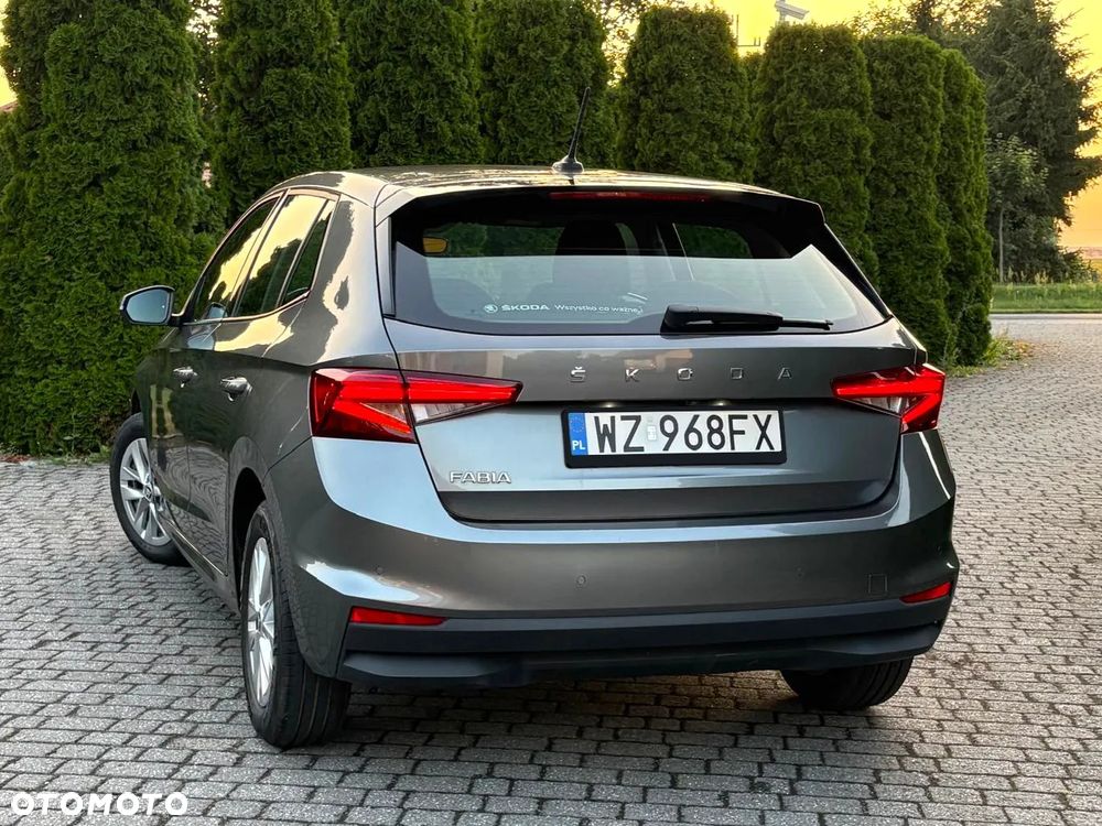 Skoda Fabia 1.0 TSI Ambition - 9