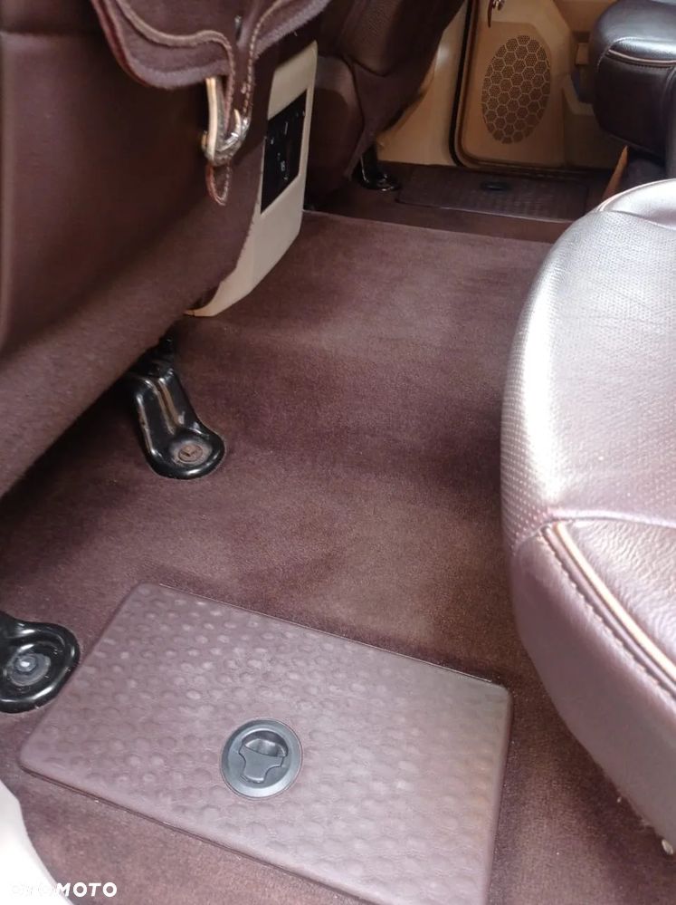 Dodge RAM 1500 5.7 4x4 - 14