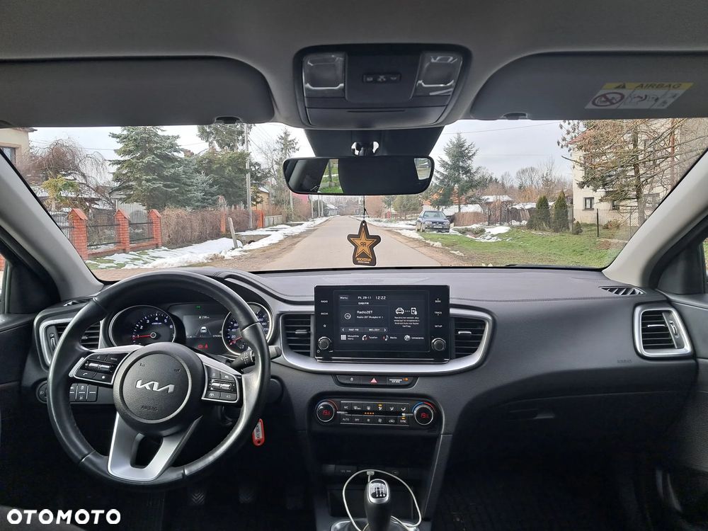 Kia Ceed 1.5 T-GDI M - 16