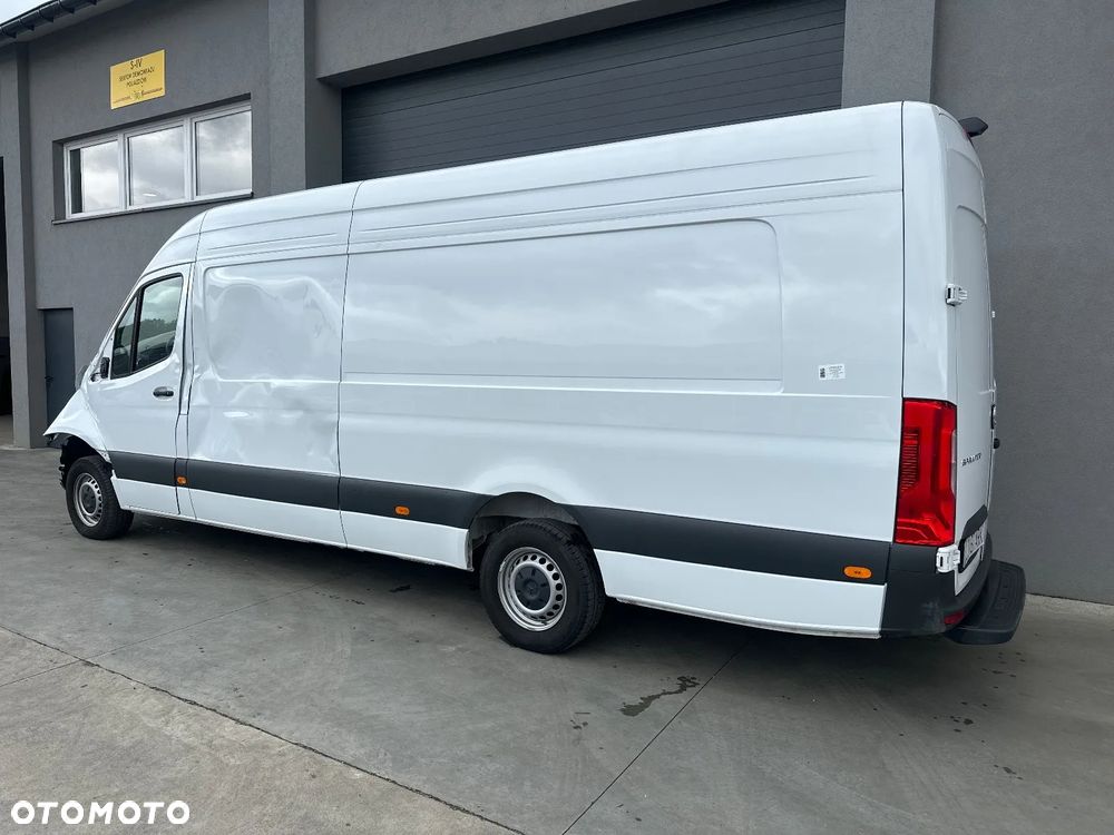 Mercedes-Benz SPRINTER - 6