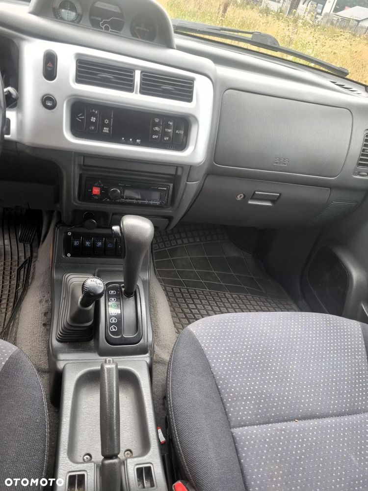 Mitsubishi L200 - 17