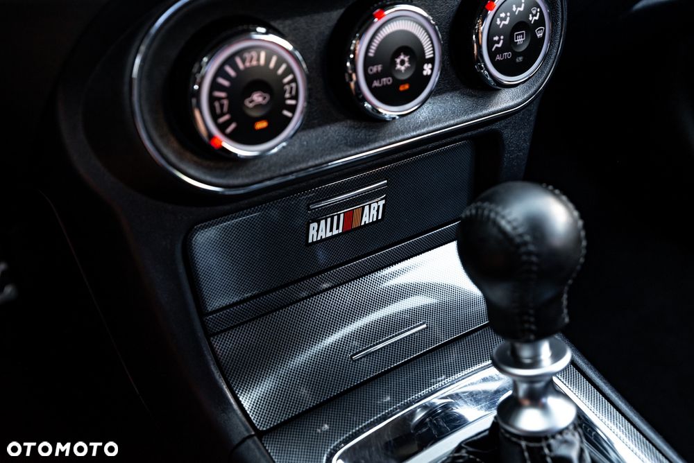 Mitsubishi Lancer 2.0 Ralliart MR - 36