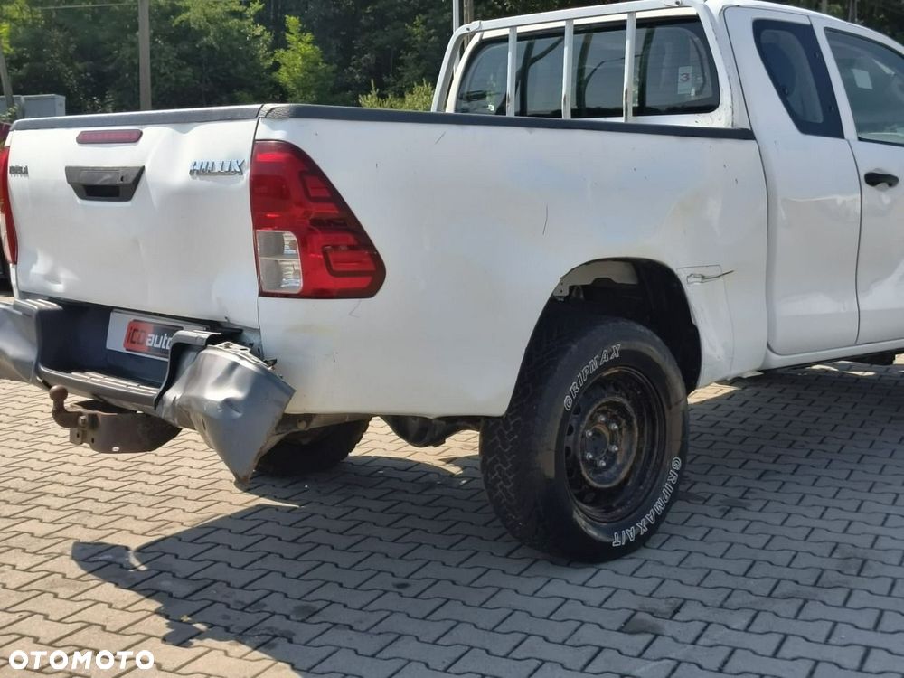 Toyota Hilux - 23