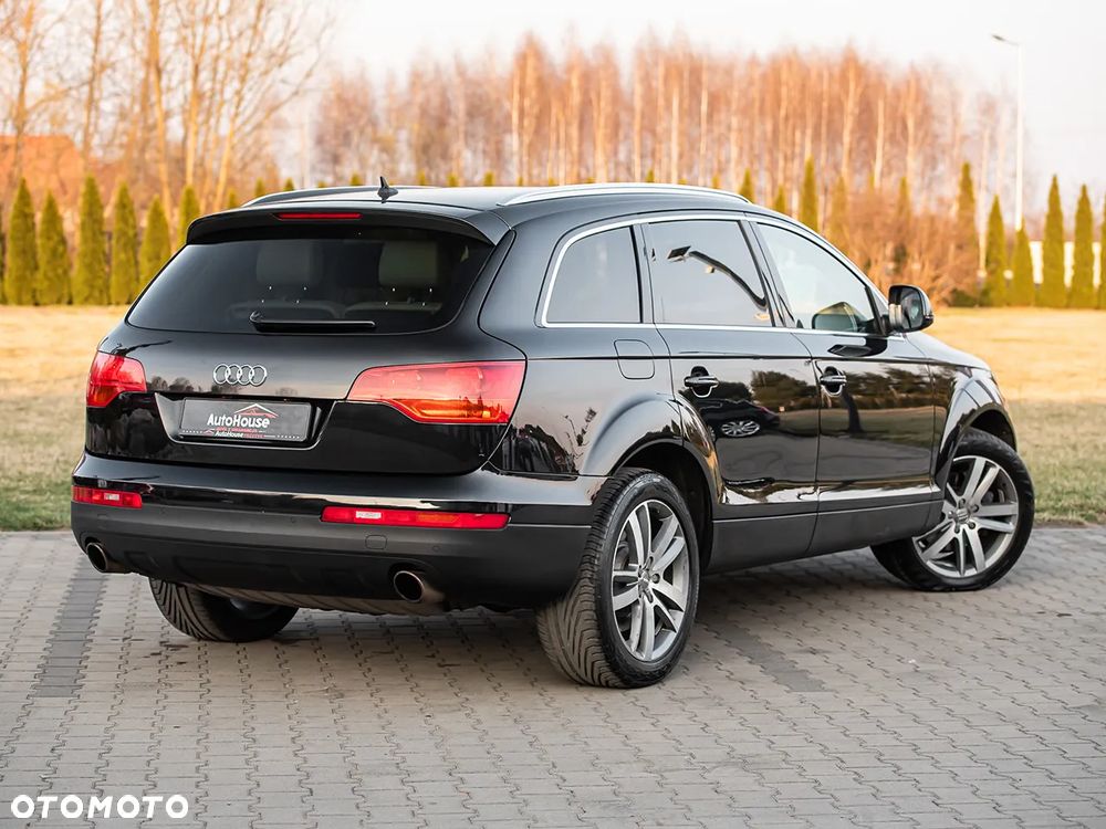 Audi Q7 - 11