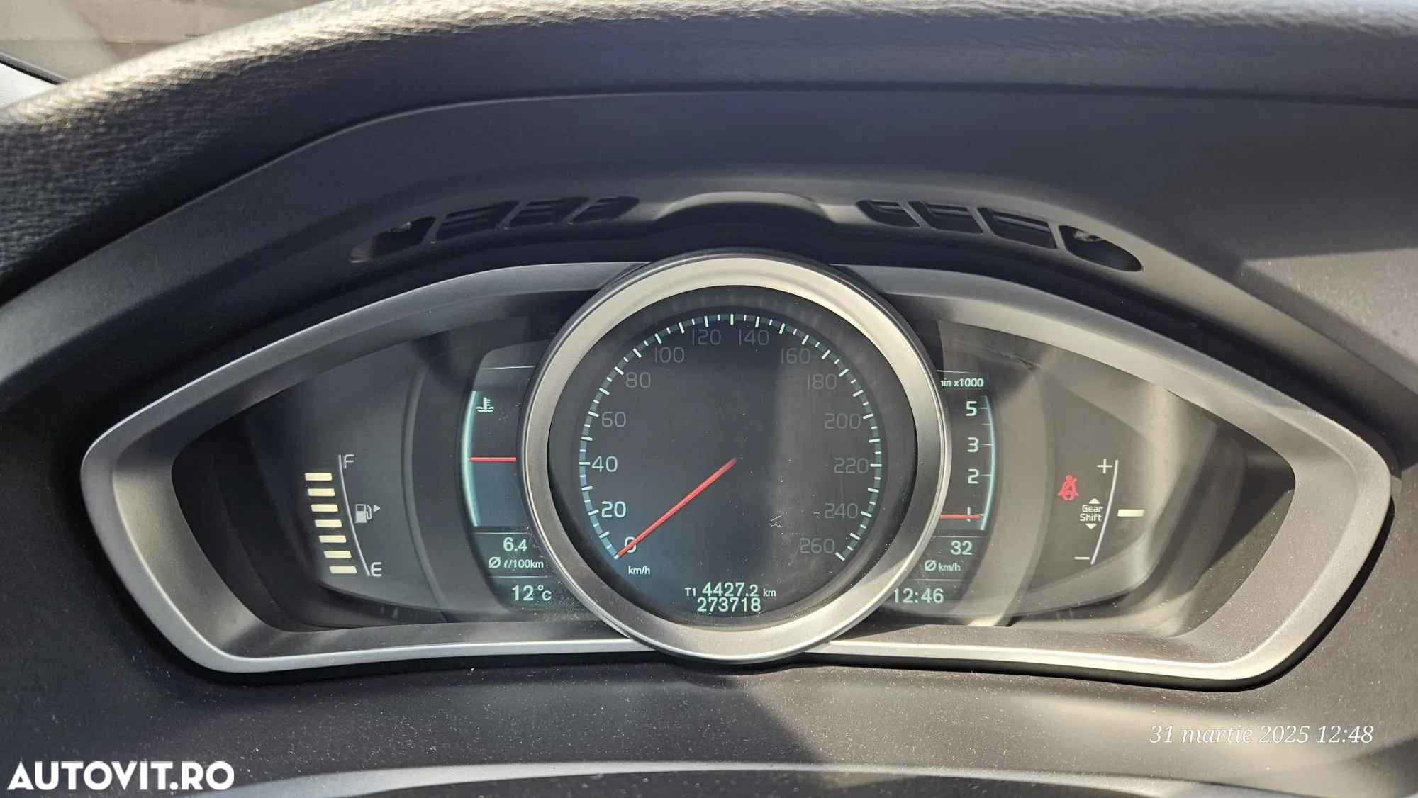 Volvo V40 - 2
