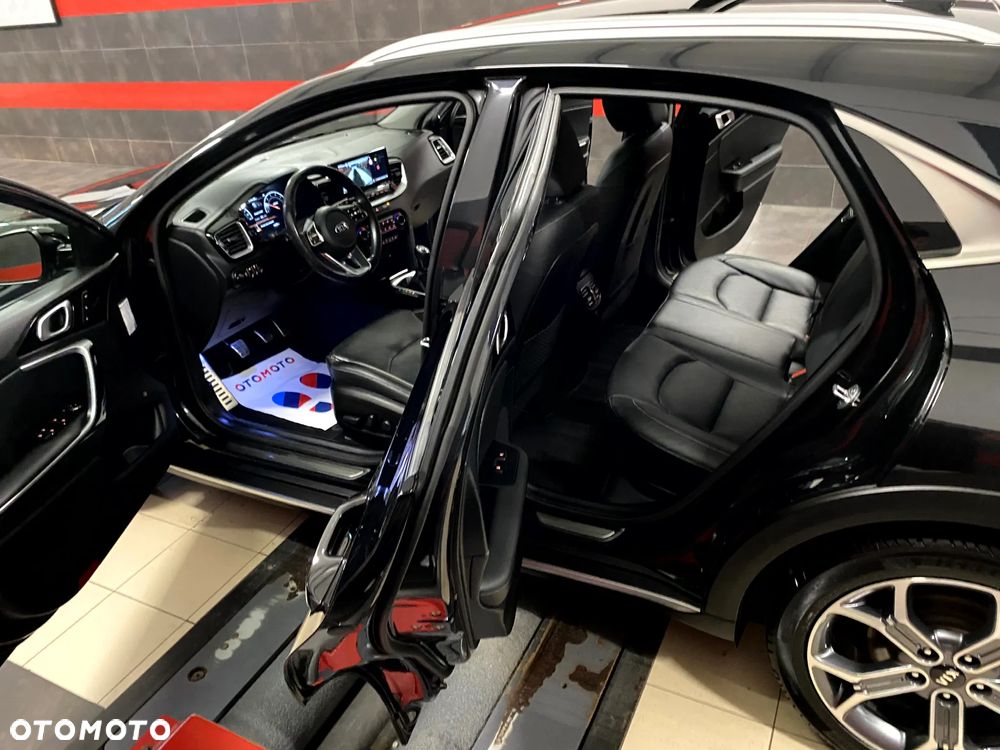 Kia XCeed 1.4 T-GDI OPF PLATINUM EDITION - 22