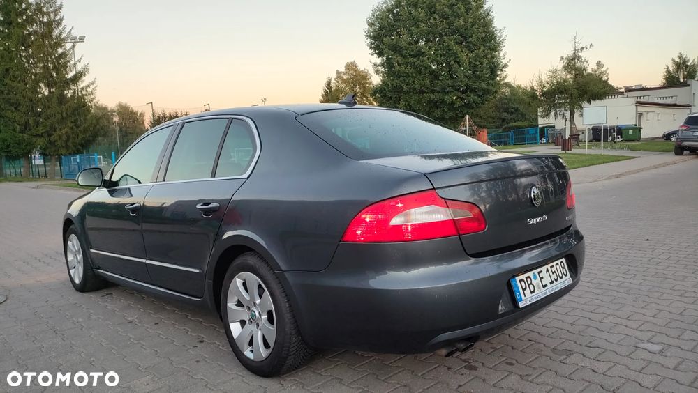 Skoda Superb 1,9 TDI Comfort - 11