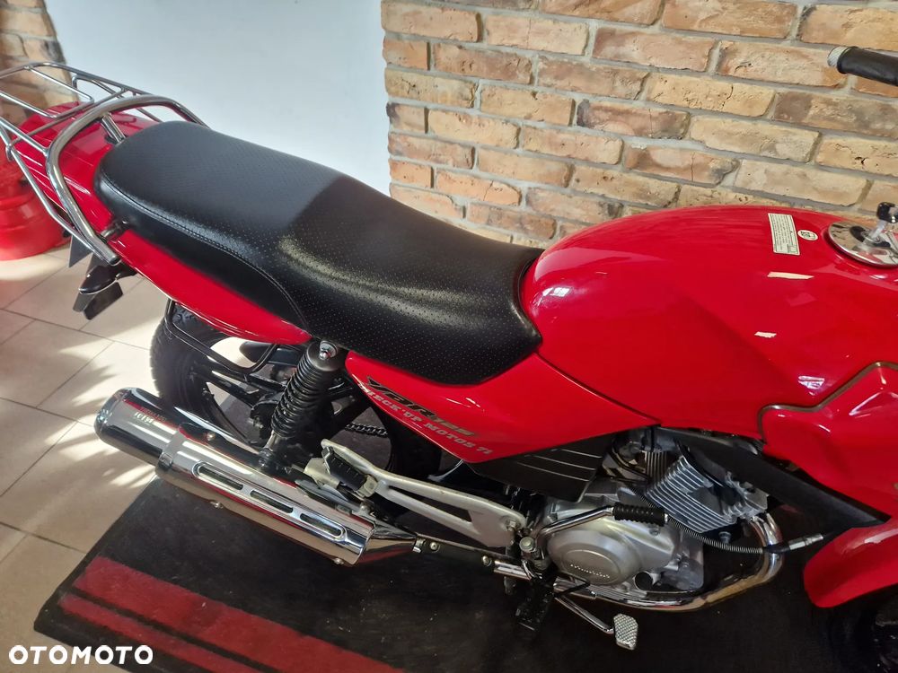 Yamaha YBR - 24