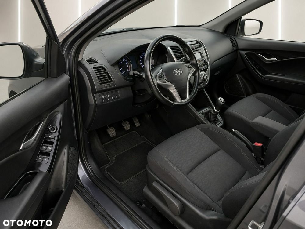 Hyundai ix20 - 9