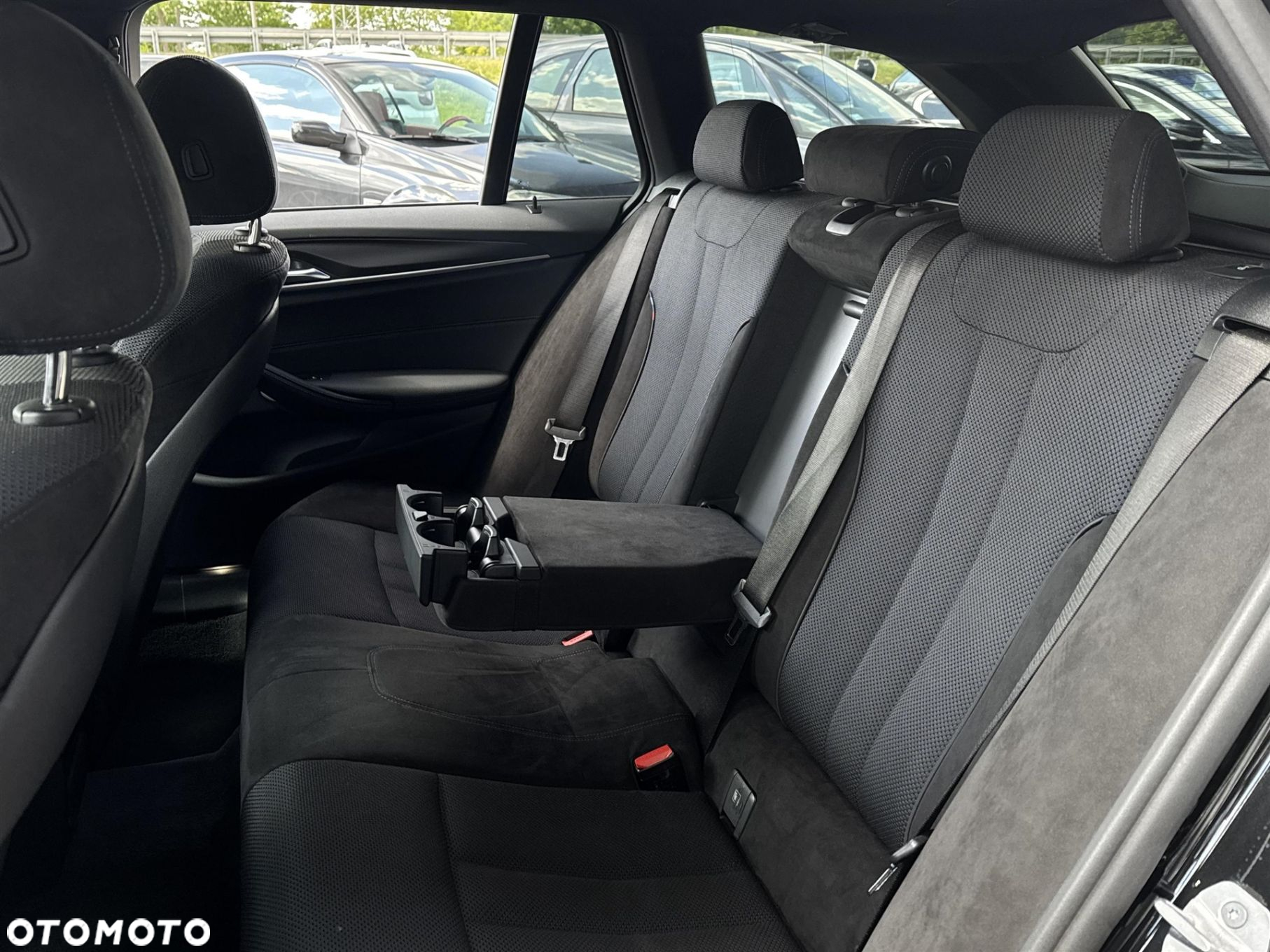 BMW Seria 5 520d xDrive - 22
