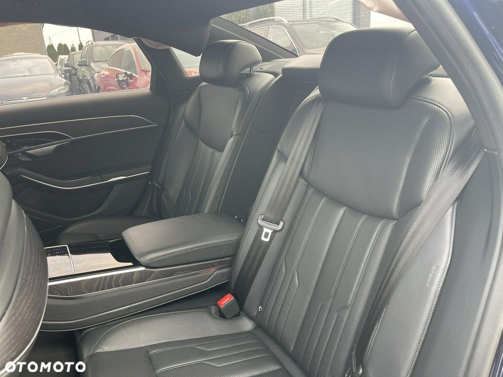 Audi A8 50 TDI quattro tiptronic - 12