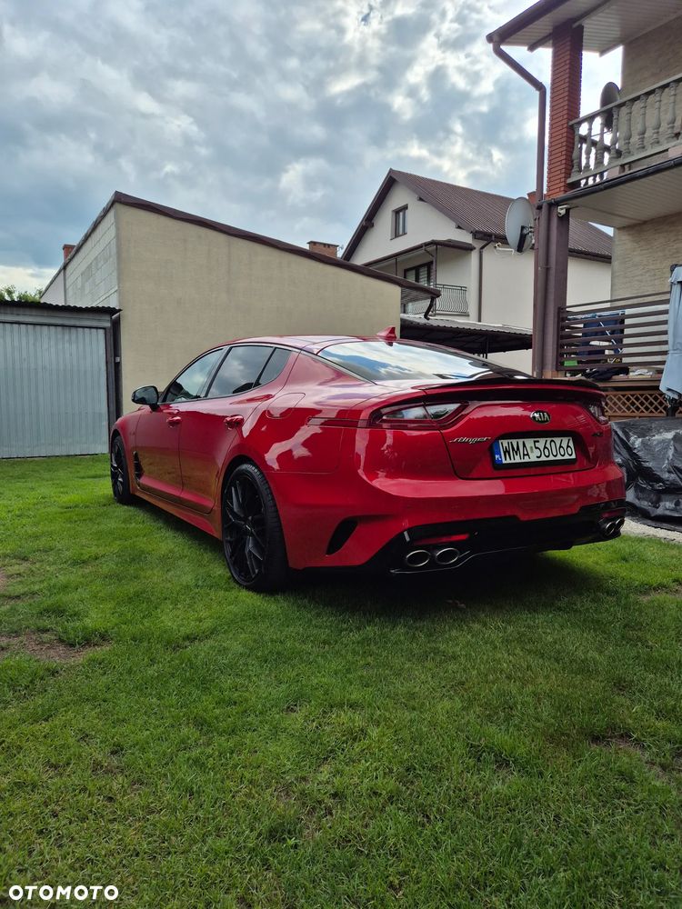 Kia Stinger 2.0 T-GDI GT Line - 4