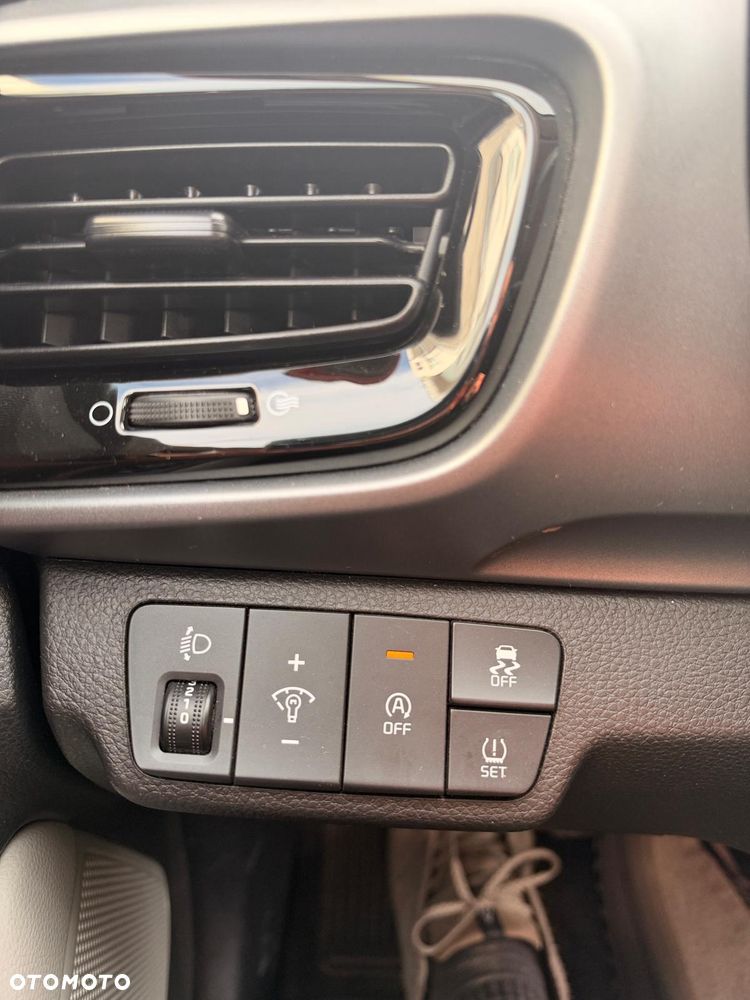 Kia Stonic - 20
