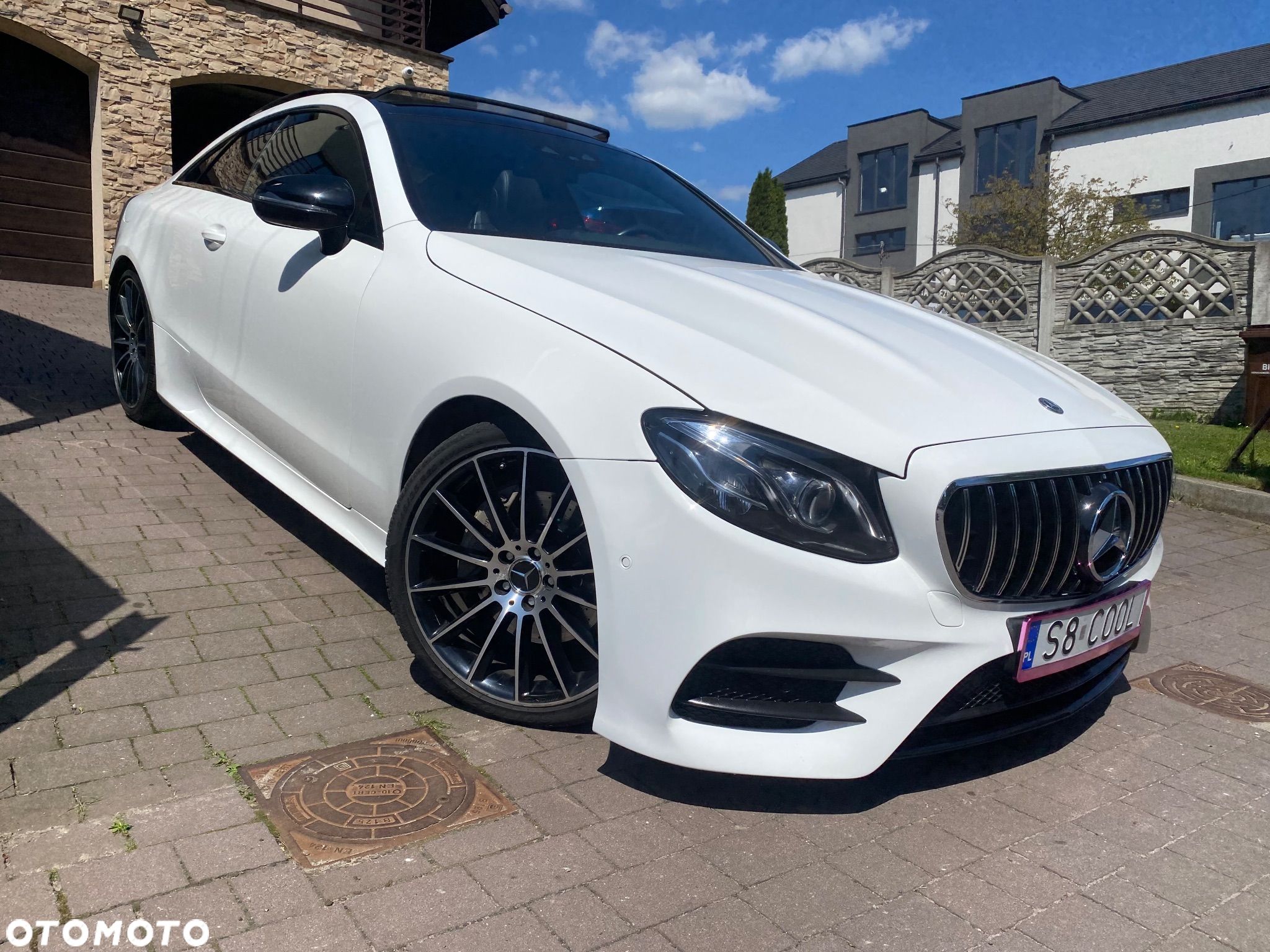 Mercedes-Benz Klasa E 220 d Coupe 9G-TRONIC - 1