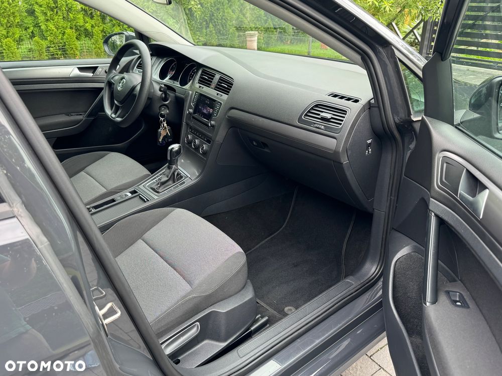 Volkswagen Golf 1.6 TDI BlueMotion Technology DSG Comfortline - 9