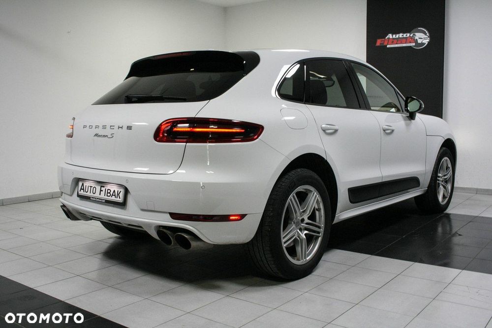 Porsche Macan - 10
