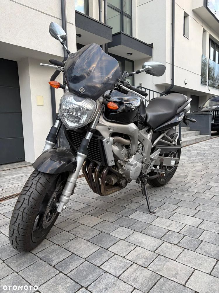 Yamaha FZ6 - 3