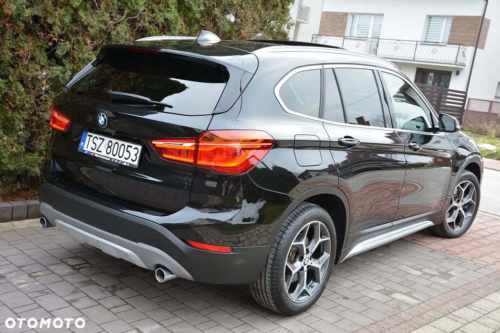 BMW X1 xDrive20d xLine - 11