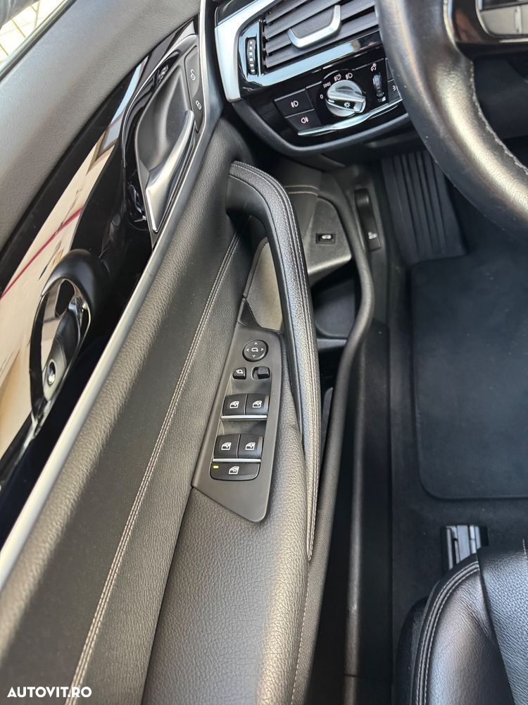 BMW Seria 5 520d EfficientDynamics Edition AT - 37
