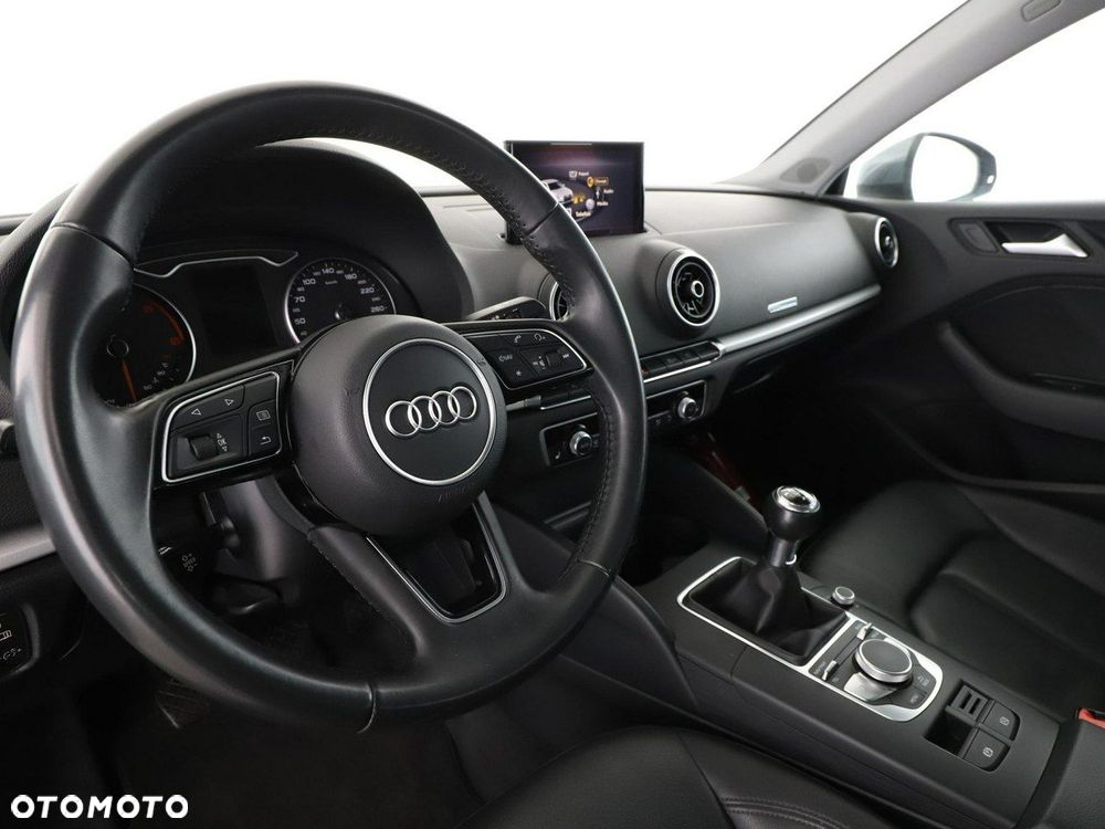 Audi A3 Limousine 30 TDI - 15