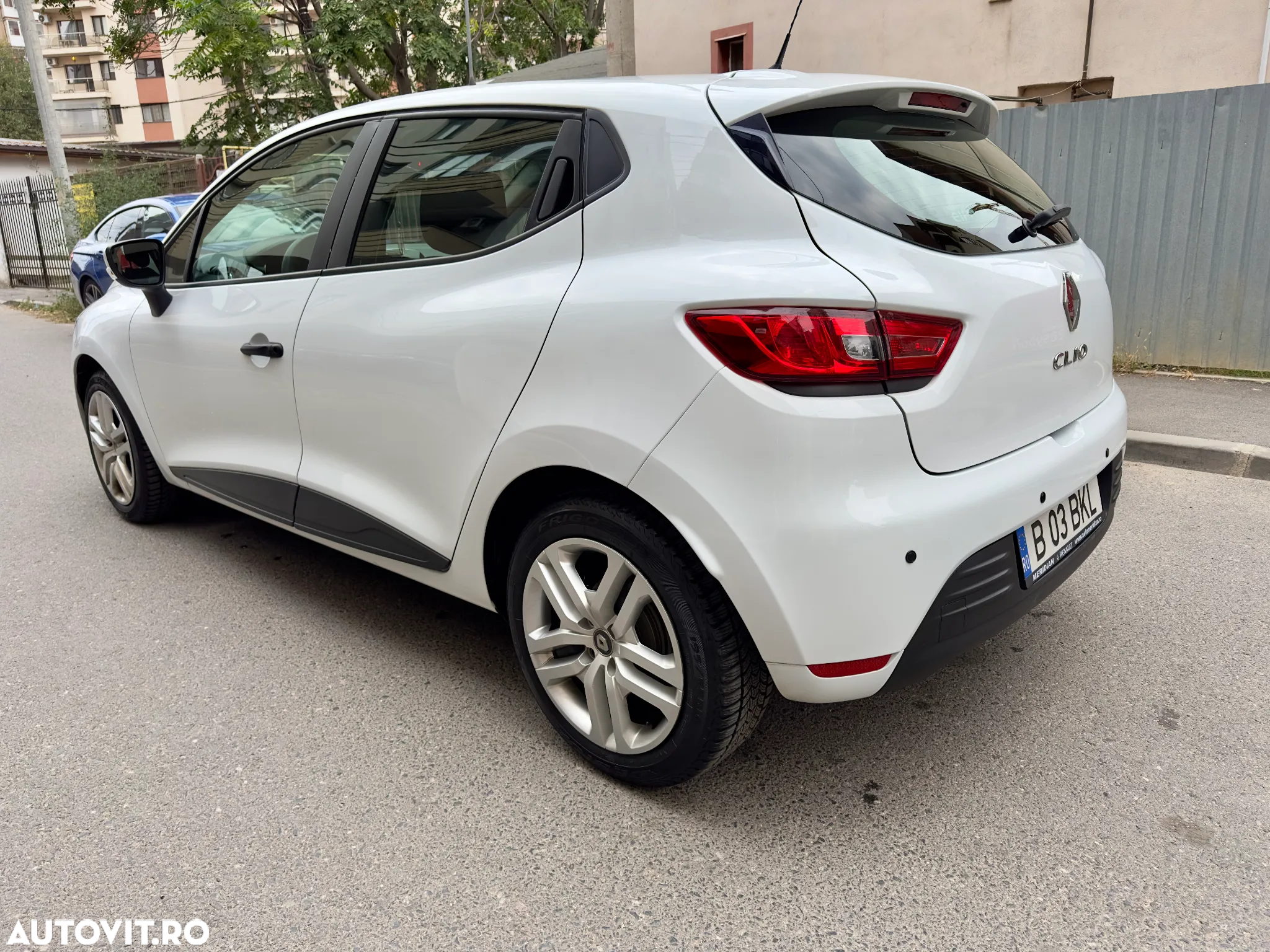 Renault Clio IV TCe Life Evo - 13