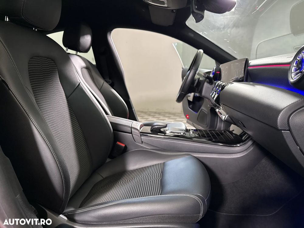 Mercedes-Benz CLA 180 7G-DCT Edition Progressive Line - 12