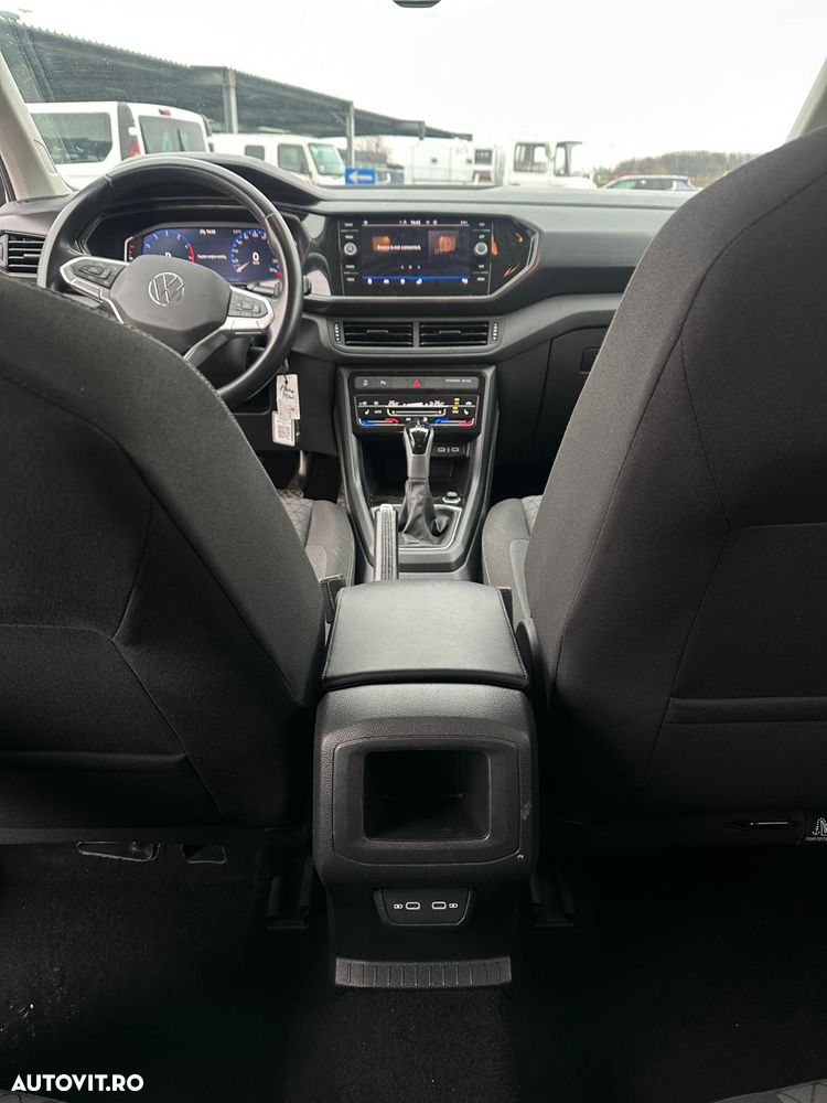Volkswagen T-Cross - 12