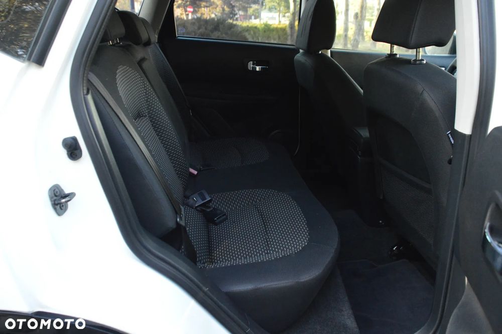 Nissan Qashqai 2.0 tekna - 32