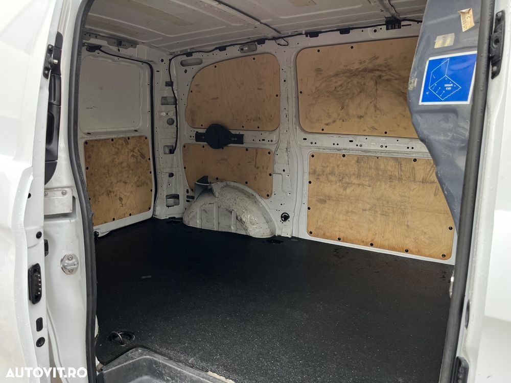 Mercedes-Benz Vito - 15