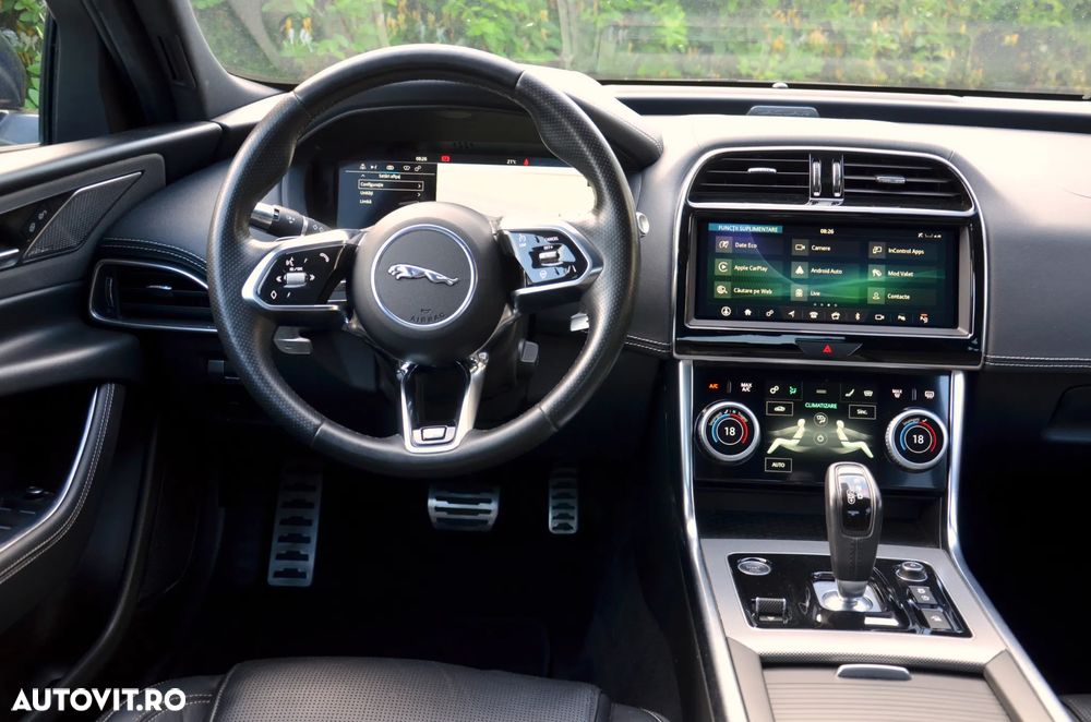Jaguar XE D200 Aut. R-Dynamic HSE - 28