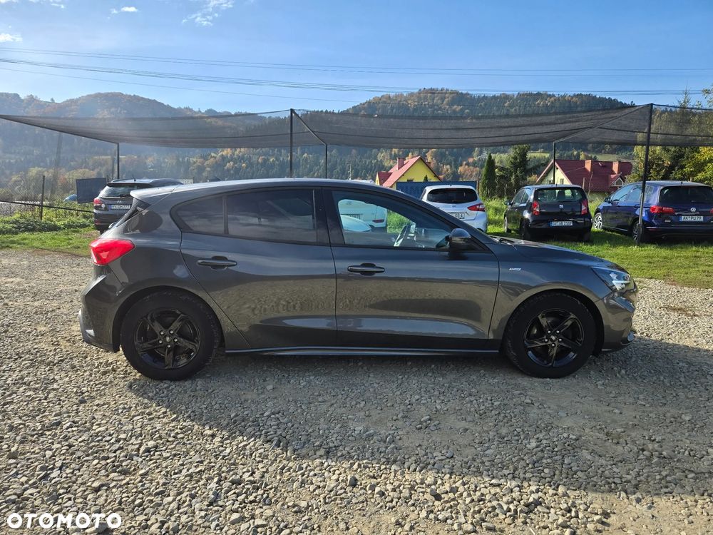 Ford Focus 2020 photo 5