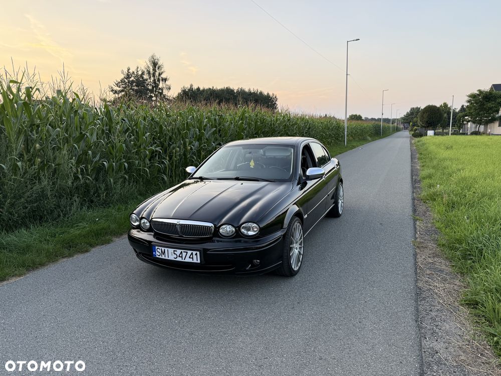 Jaguar X-Type