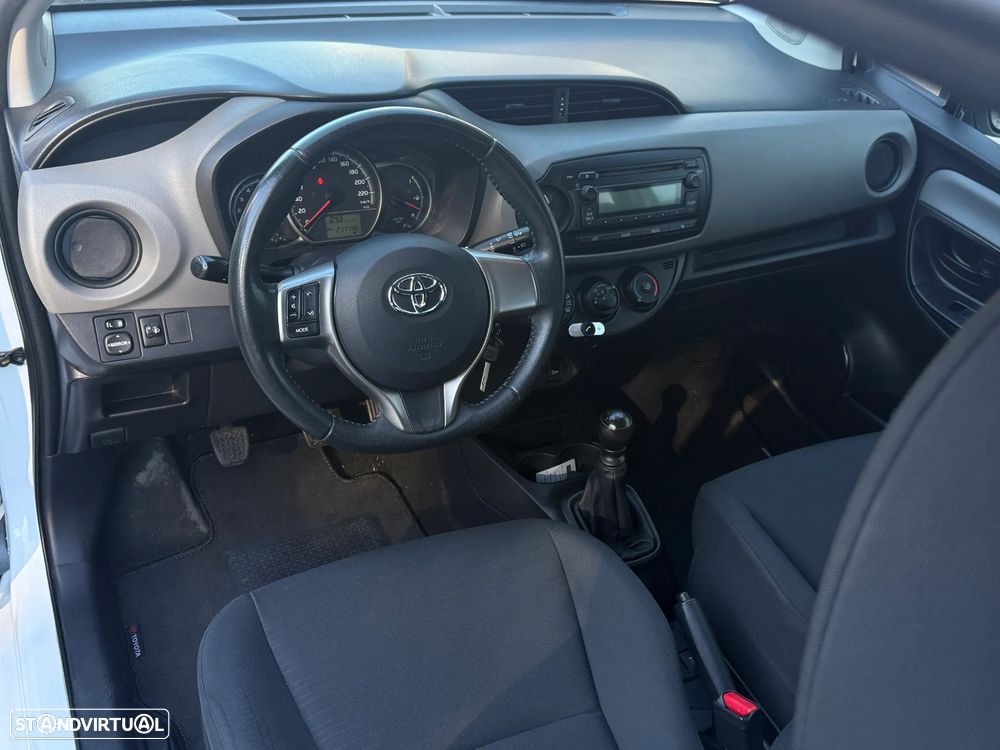 Toyota Yaris 1.4 D-4D ACtive+AC 99g - 9