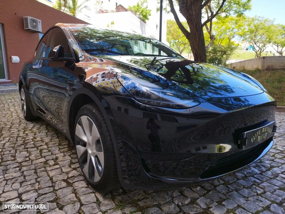 Tesla Model Y RWD - 2