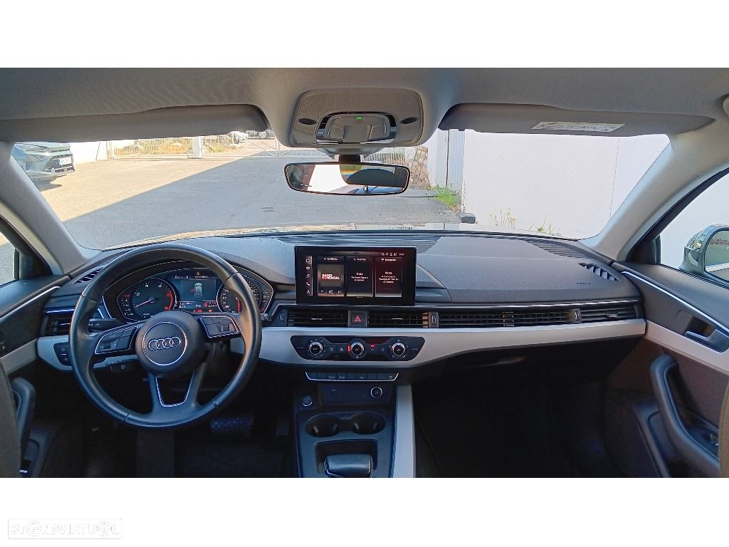 Audi A4 Avant 30 TDI S tronic - 5