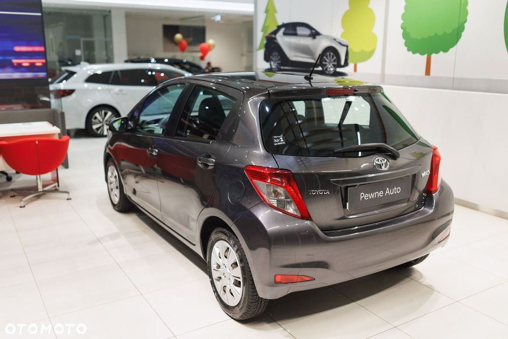 Toyota Yaris - 5