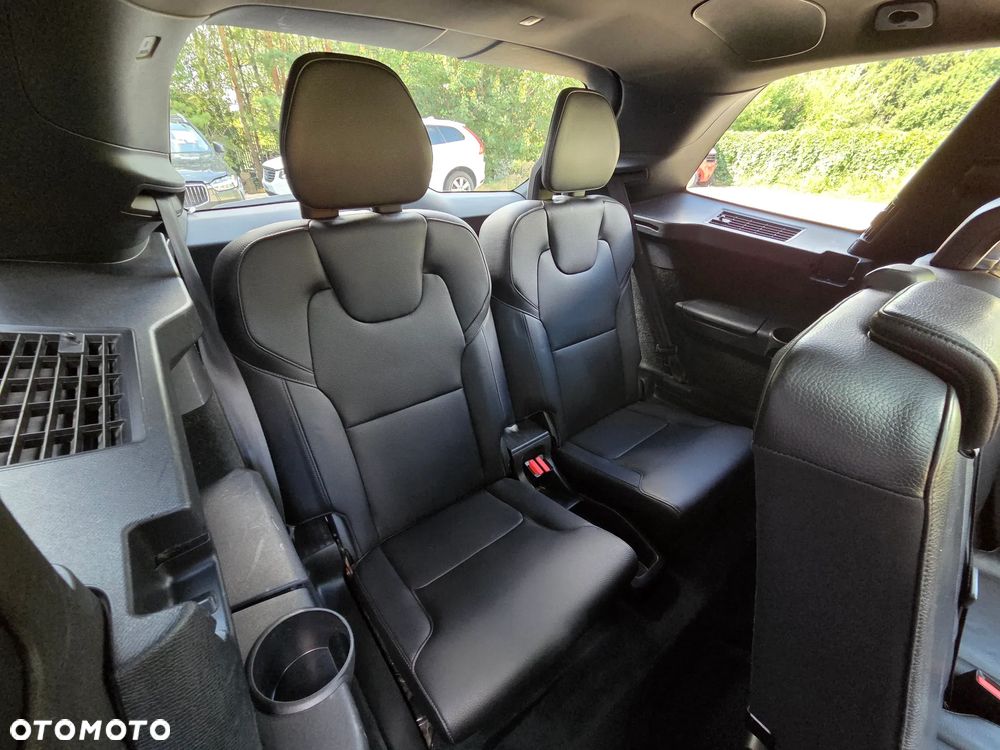 Volvo XC 90 T6 AWD Momentum 7os - 11