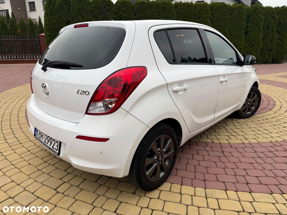 Hyundai i20 1.2 Trend - 27