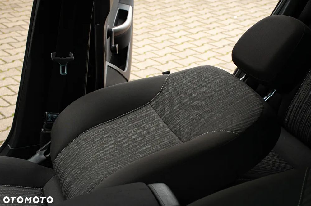 Opel Astra 1.4 Turbo Innovation - 37